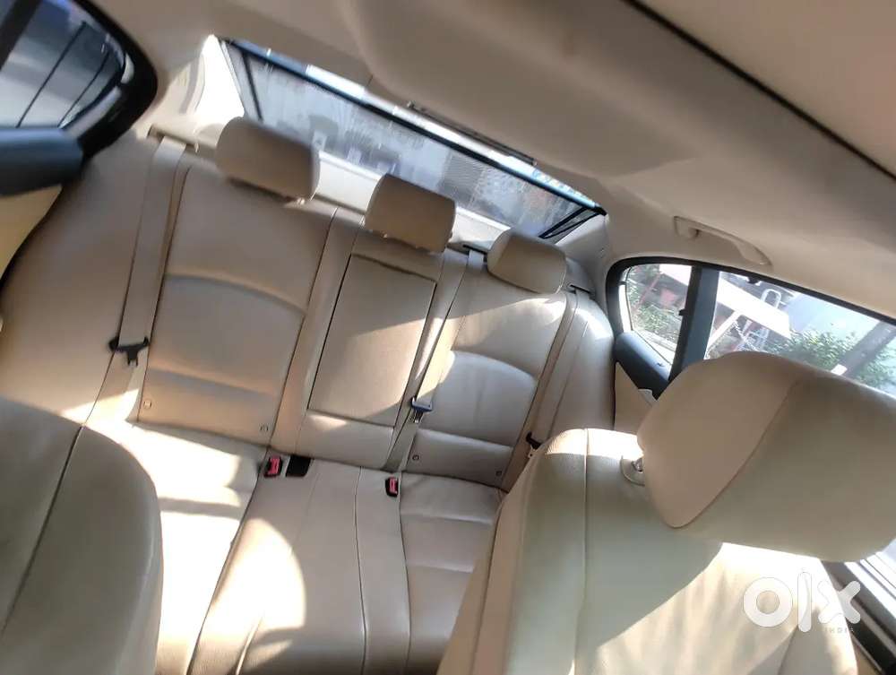 Bmw 5 Series 2012 Diesel Well Maintained In Showroom Condition