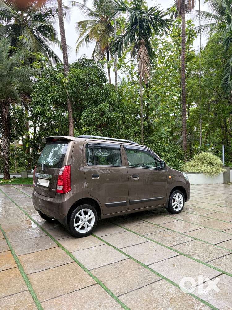 Maruti Suzuki Wagon R Vxi 1.0, 2018, Petrol