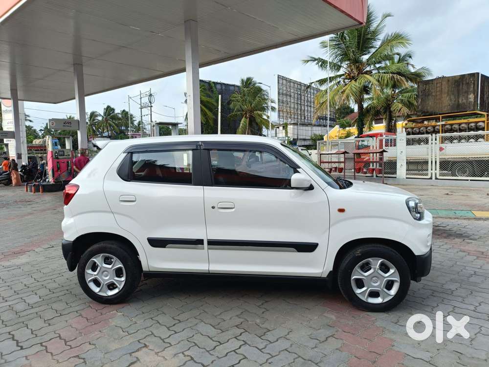 Maruti Suzuki S-presso Vxi Plus, 2022, Petrol
