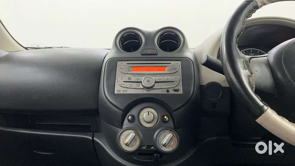 Nissan Micra Active Xv, 2015, Petrol
