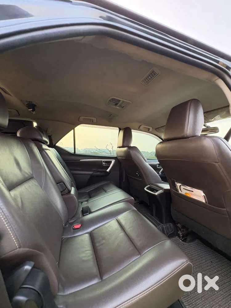 Toyota Fortuner 2.7 2wd At, 2019, Petrol
