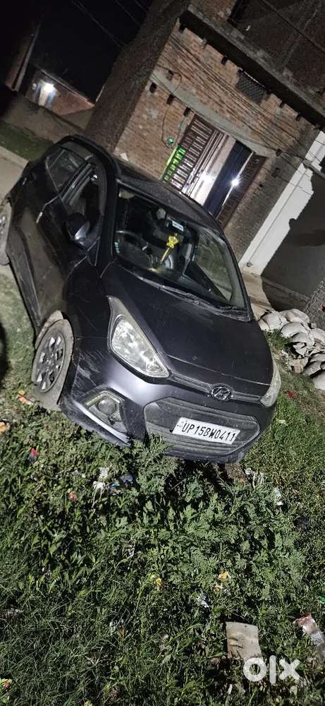 Hyundai Grand I10 2015 Diesel 111000 Km Driven