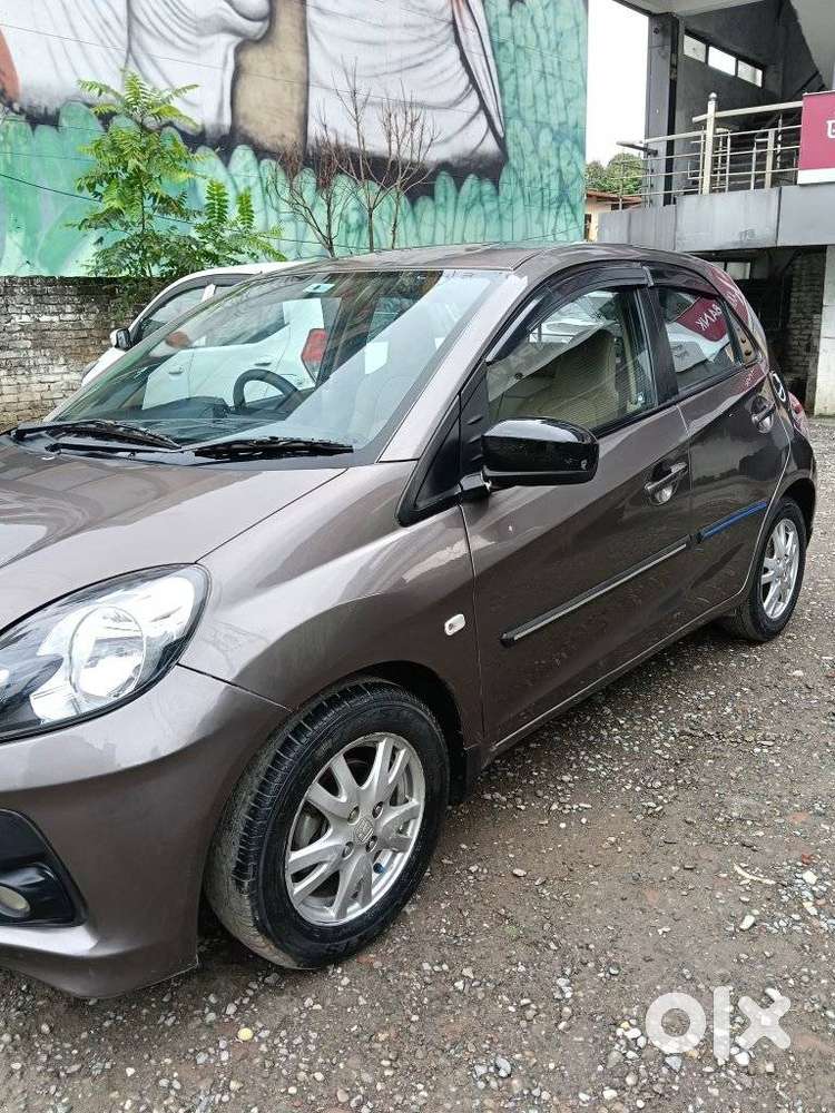 Honda Brio V Mt, 2012, Petrol