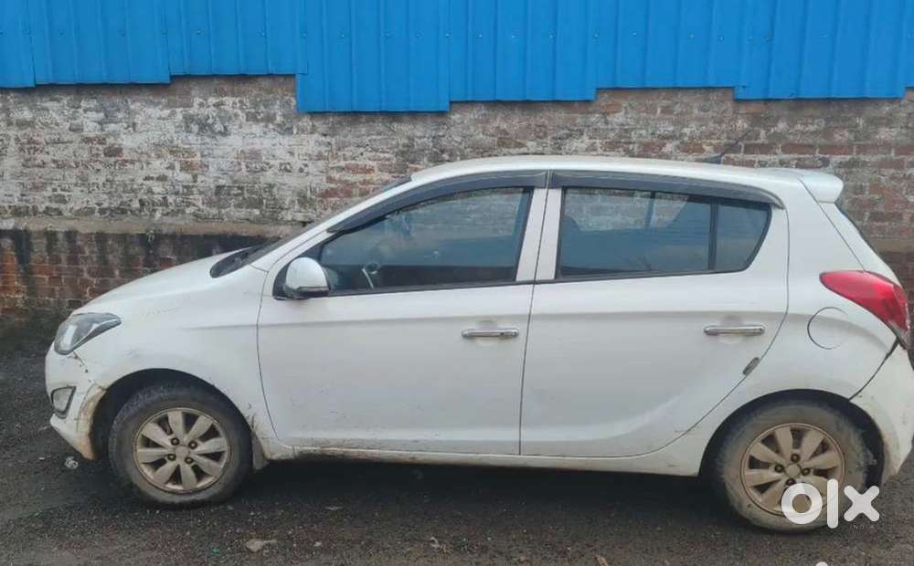 Hyundai I20 Asta Petrol Manual 2012