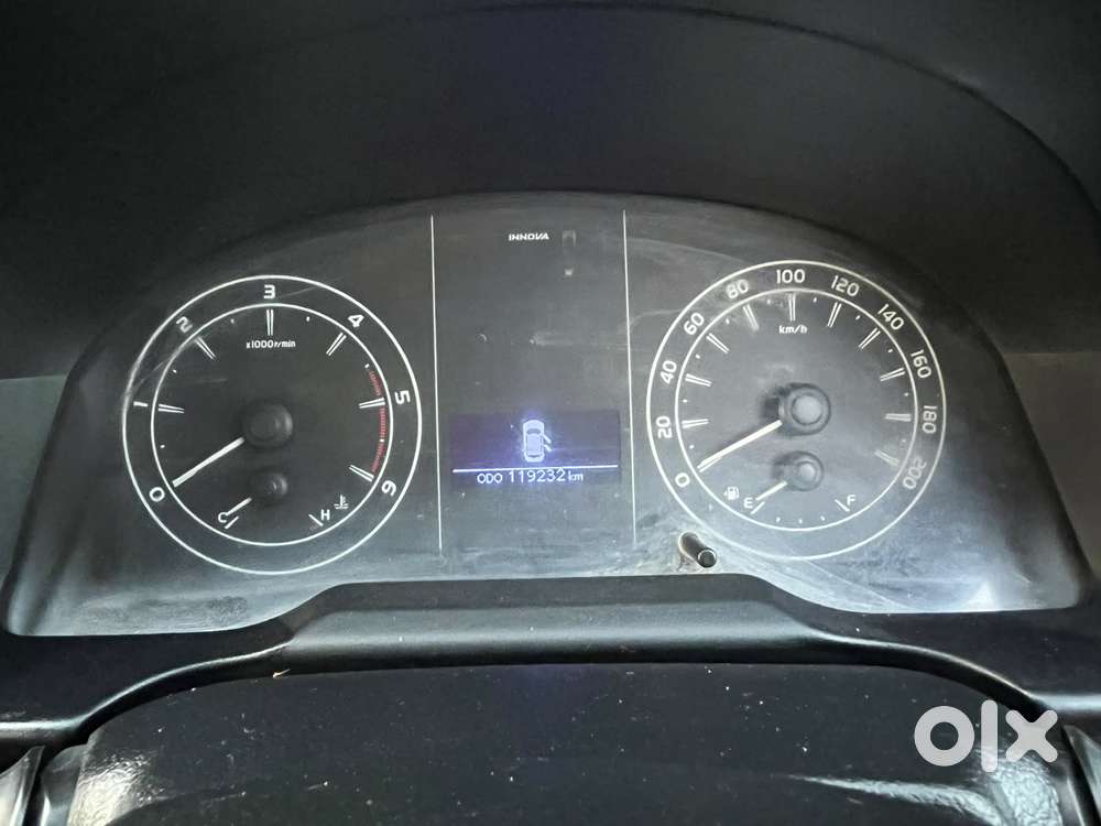 Toyota Innova Crysta 2.4 G Mt 8s, 2021, Diesel