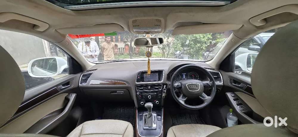 Single-handed Audi Q5 Quattro (2016) Diesel - Like New Condition