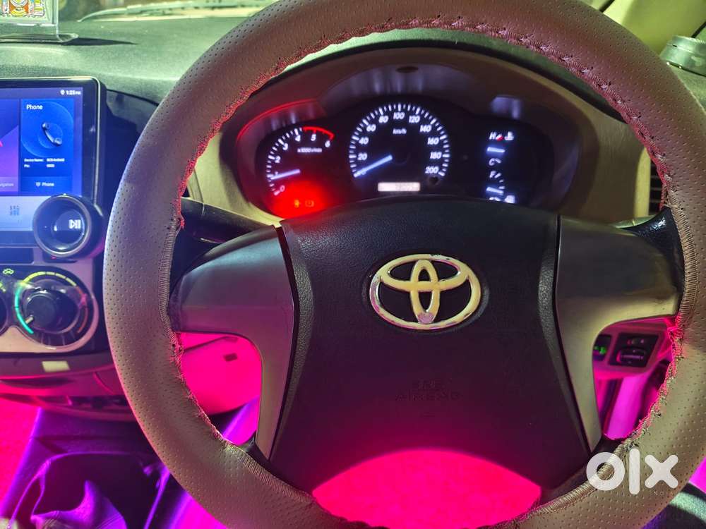 Toyota Innova 2.5 G (diesel) 8 Seater, 2016, Diesel