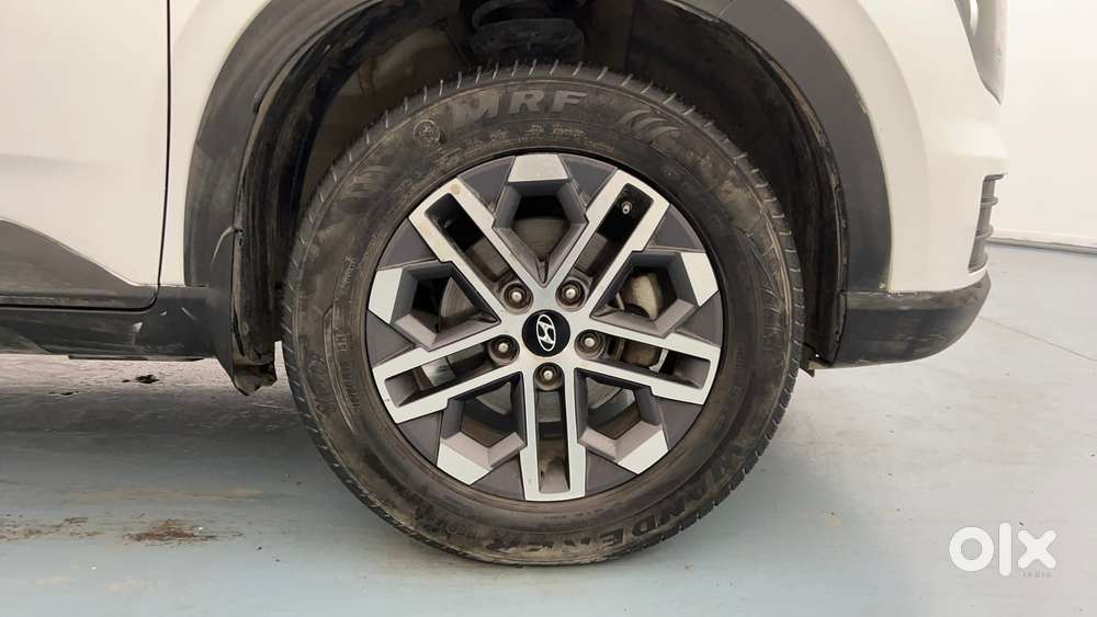 Hyundai Venue 1.0 Sx (o) Turbo Dct, 2023, Petrol