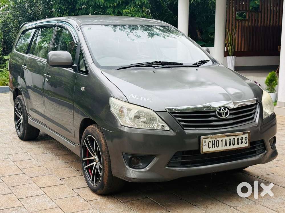 Toyota Innova 2.5 G (diesel) 7 Seater, 2012, Diesel