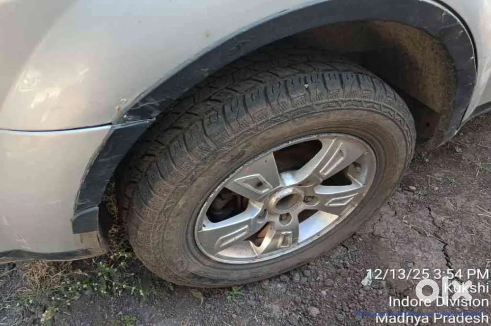 Mahindra Xuv500 2012