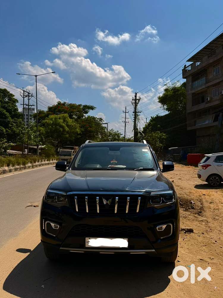 Selling My Mahindra Scorpion Z8 Diesel