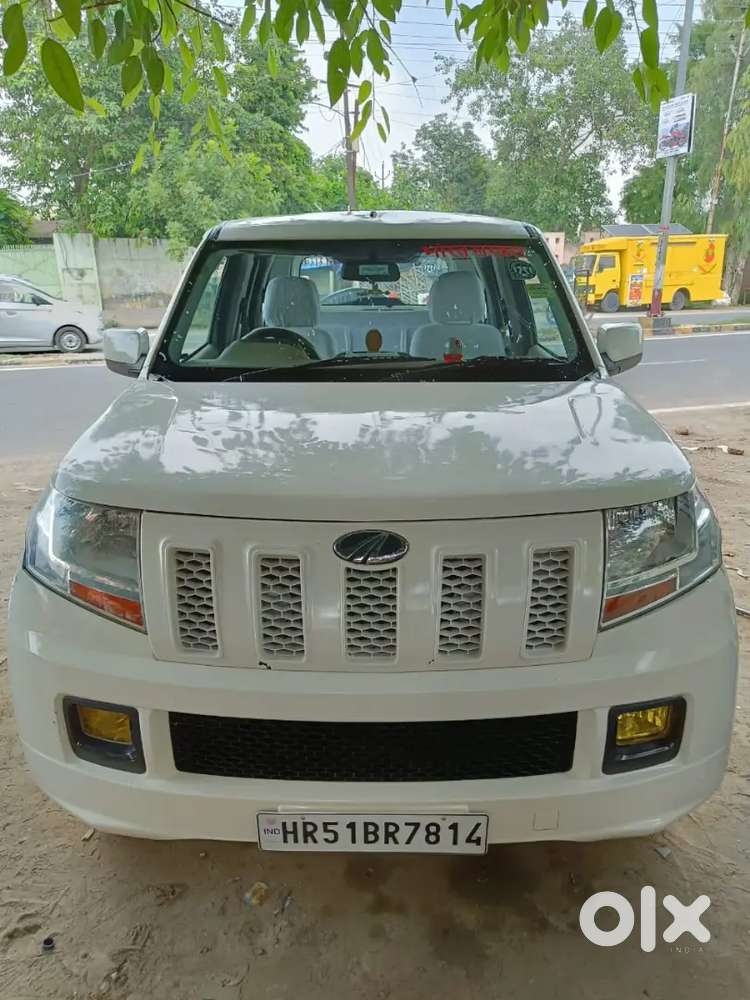 Mahindra Tuv 300 2018 Diesel Well Maintained