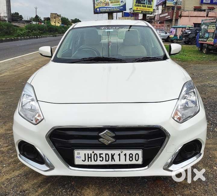 Maruti Suzuki Dzire 1.2 Vxi, 2023, Petrol
