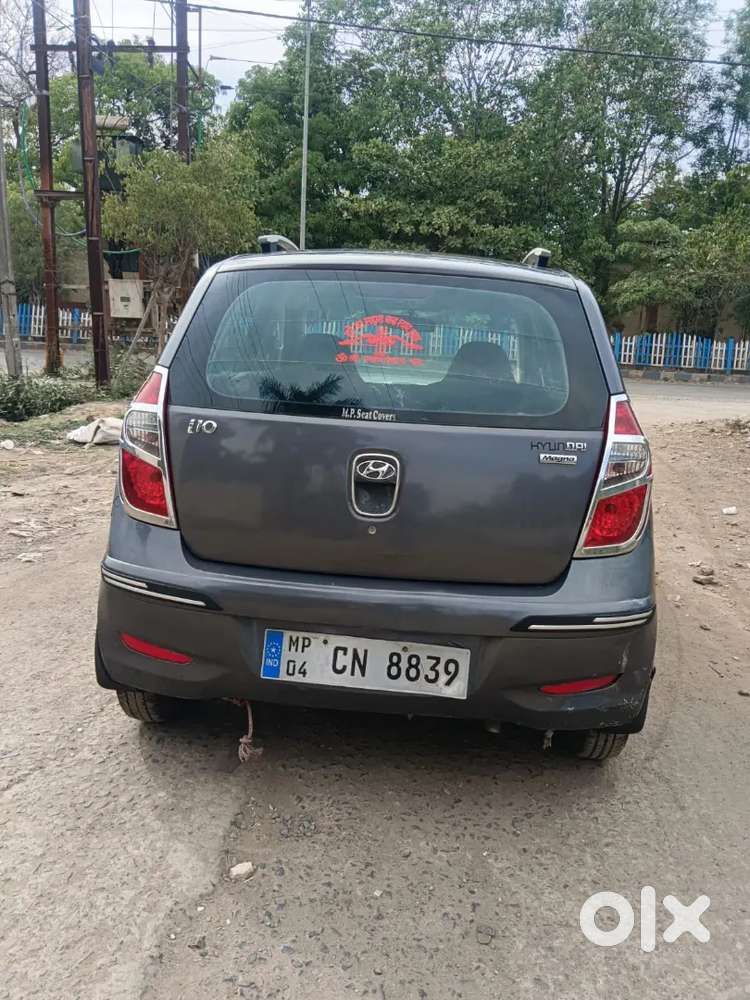 Hyundai I10 2016 Petrol 90000 Km Driven