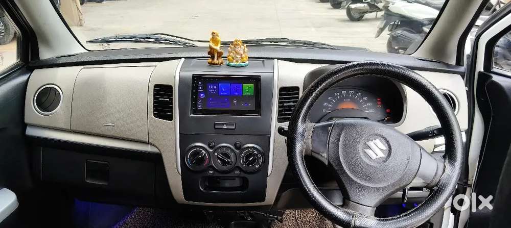 Top Condition.. New Tyres Touch Screen Reverse Camera Curtains Install