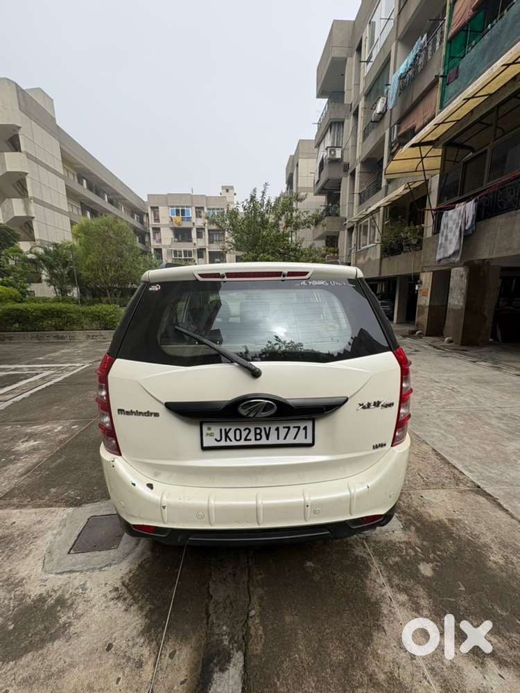 Mahindra Xuv500 2017 Diesel Well Maintained