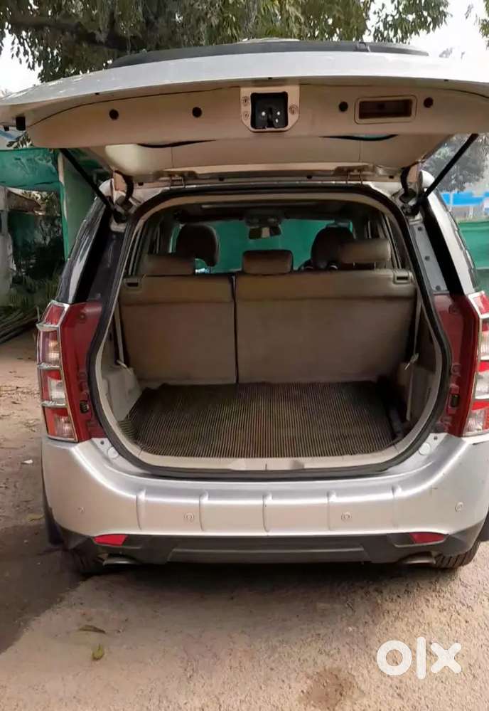 Mahindra Xuv500 2017 Diesel 97000 Km Driven
