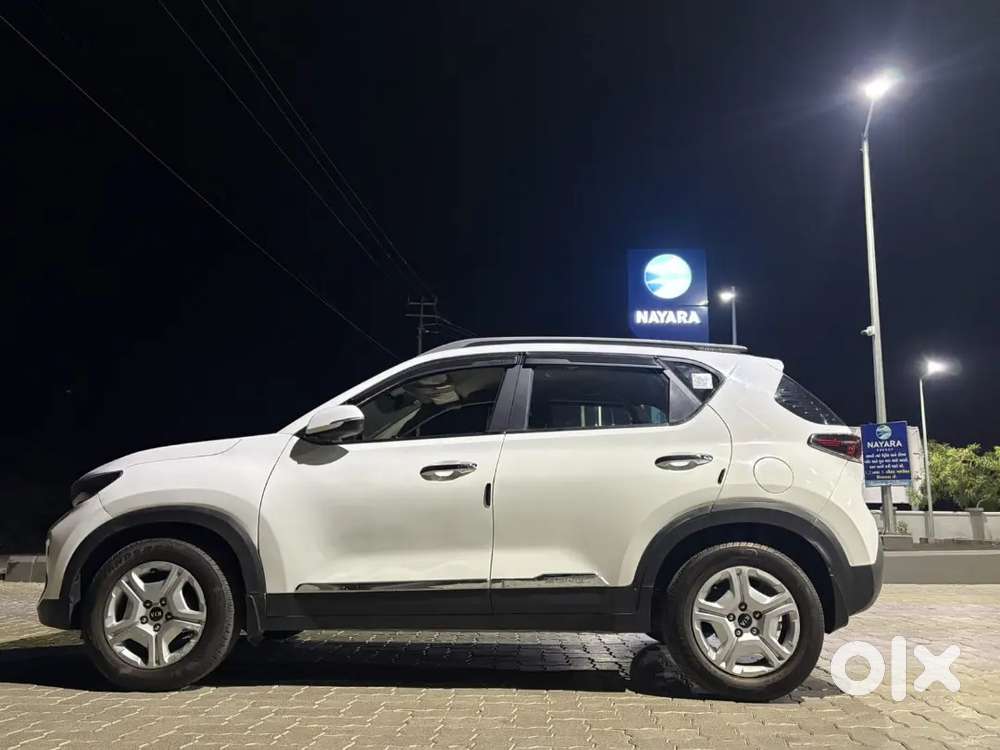 Kia Sonet 2020 Petrol Well Maintained