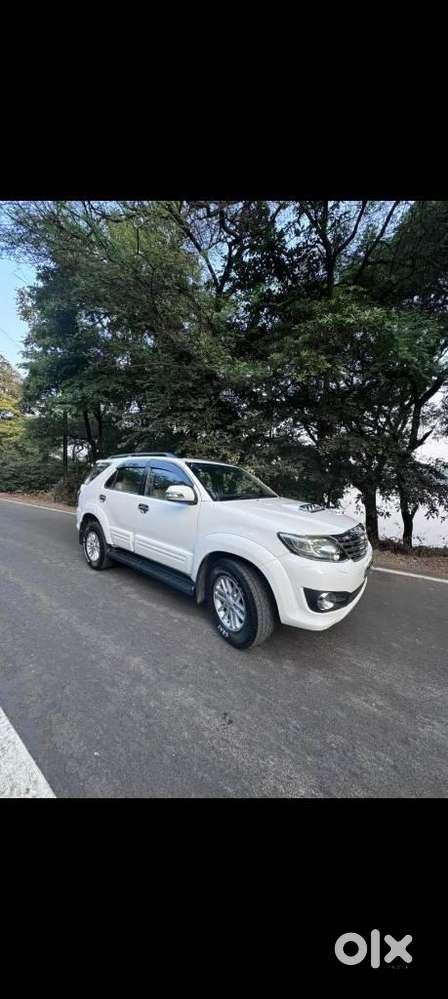 Toyota Fortuner 3.0 4x4 Manual, 2012, Diesel