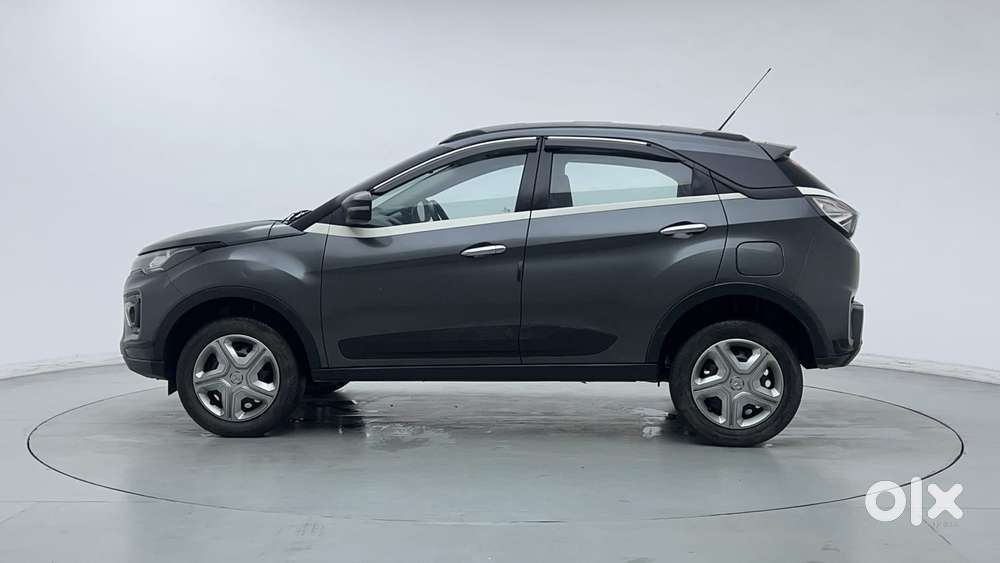 Tata Nexon 1.5 Revotorq Xm (s), 2022, Diesel