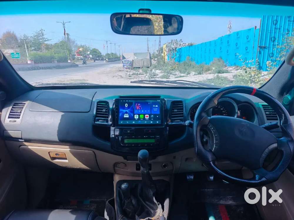 Toyota Fortuner Legender 2009 Diesel 100000 Km Driven