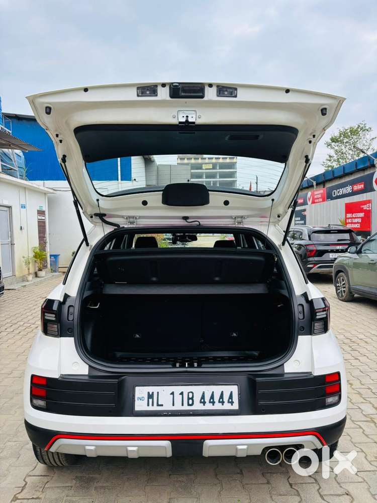 Hyundai Venue N Line 1.0 N8 Turbo Dct Dual Tone, 2023, Petrol