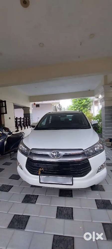 Toyota Innova Crysta 2018 Diesel. Ka 20