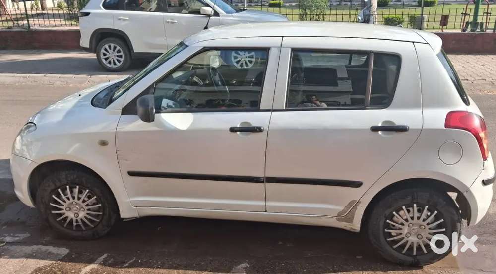 Maruti Suzuki Swift 2010 Diesel,