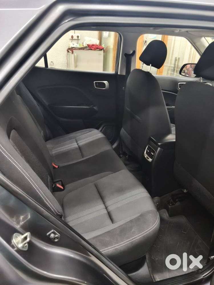 Hyundai Venue 1.0 Sx Turbo Dct, 2019, Petrol