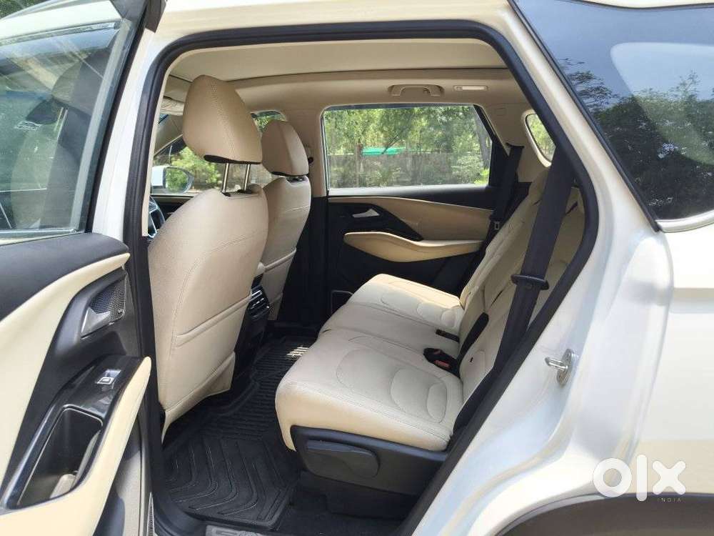 Mg Hector Sharp Pro 1.5 Turbo Cvt, 2025, Petrol
