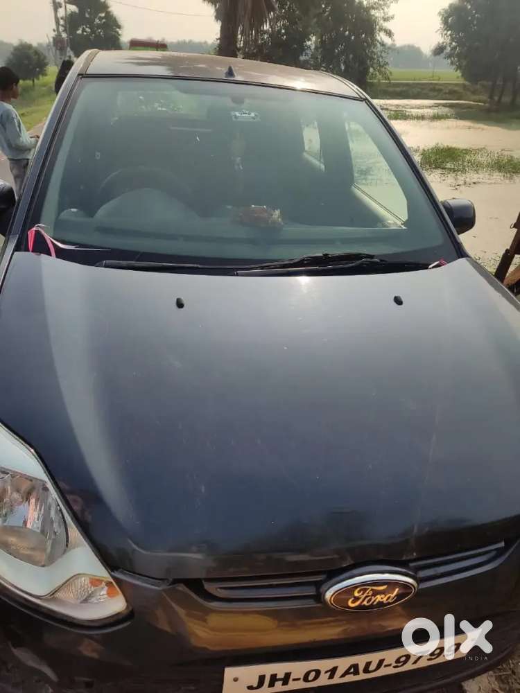 Ford Figo Diesel Zxi 2012