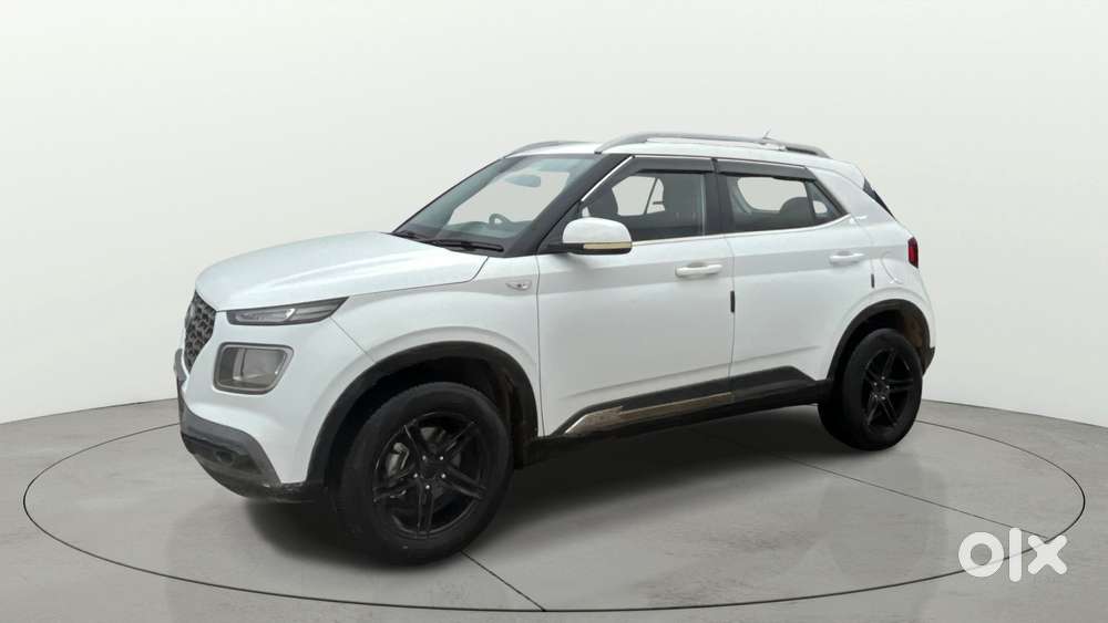 Hyundai Venue S Turbo Dct, 2020, Petrol