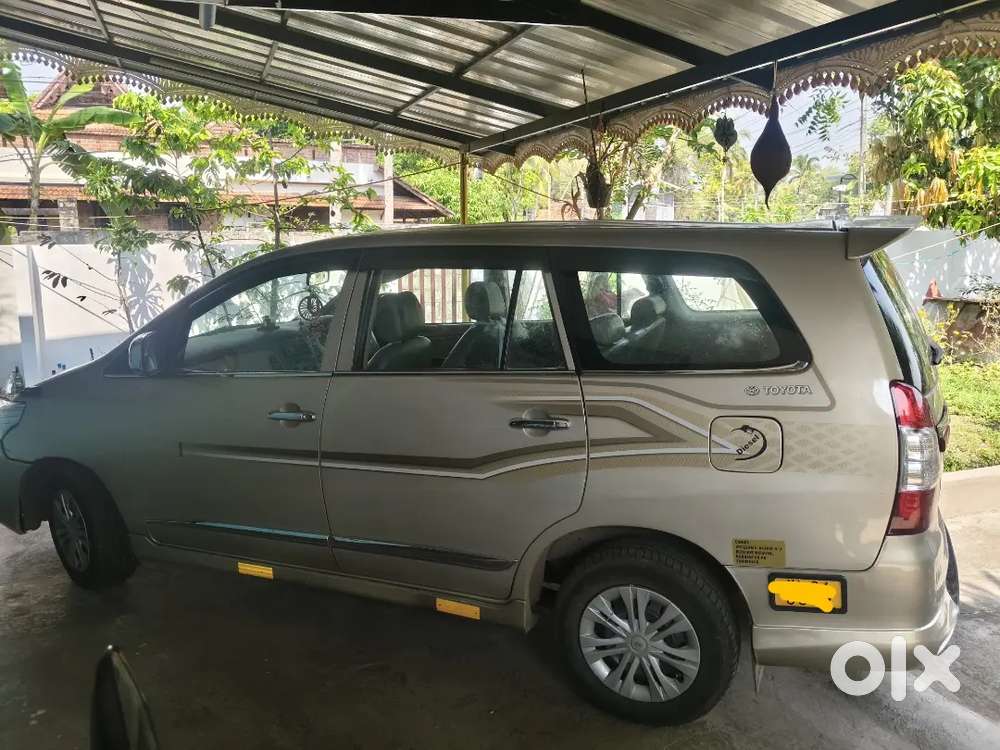 Toyota Innova 2009 Diesel Good Condition
Insurance:new
Tyres:80%