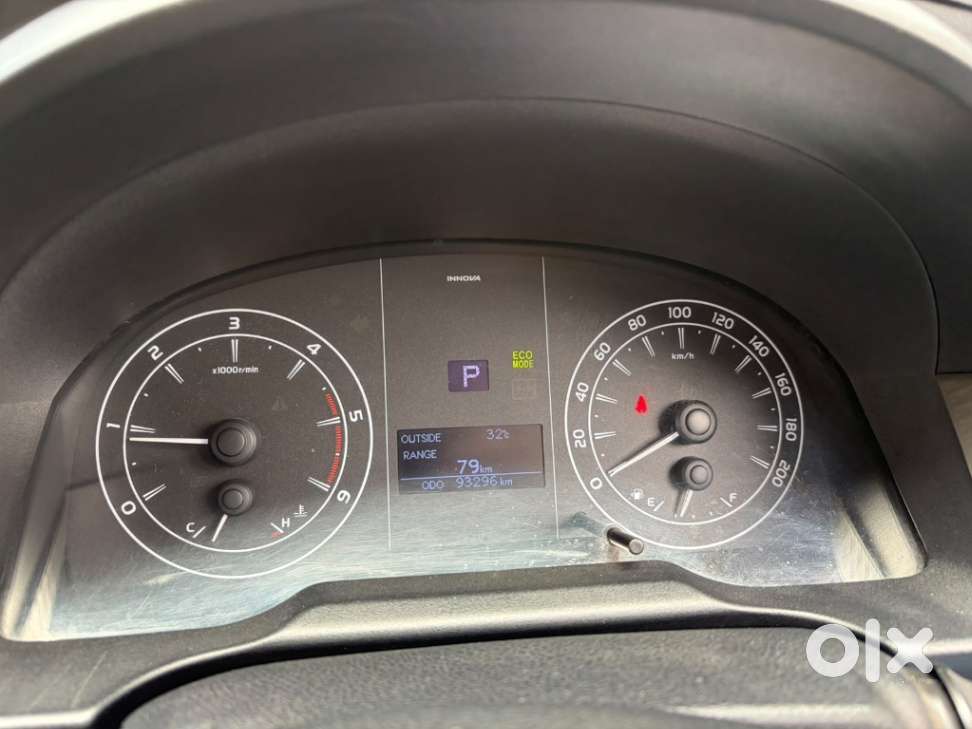 Toyota Innova Crysta 2.7 Gx At, 2020, Diesel