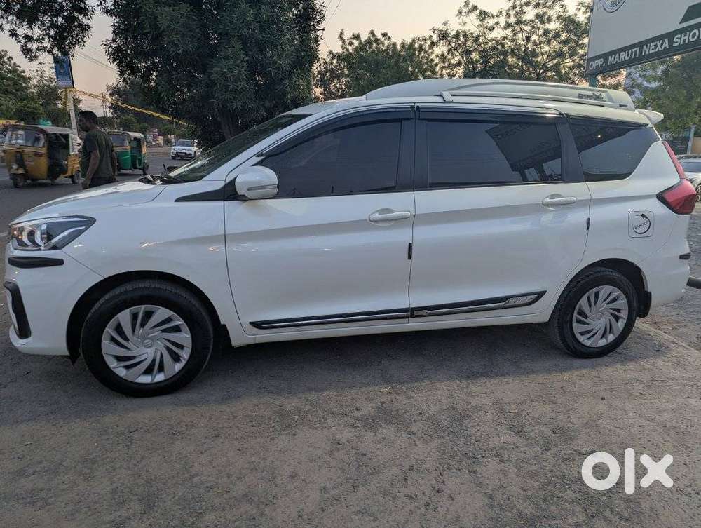 Maruti Suzuki Ertiga Vxi (o) Cng, 2023, Petrol