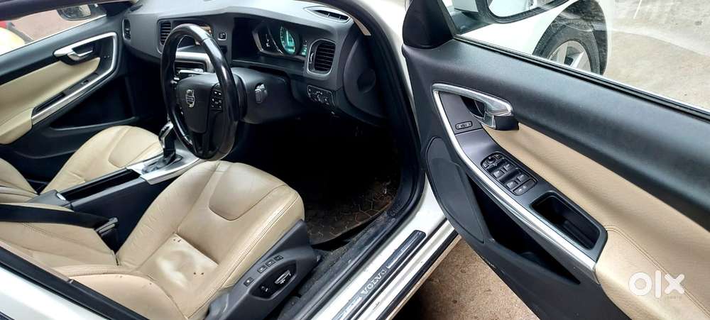 Volvo S60 D4 Kinetic, 2014, Diesel