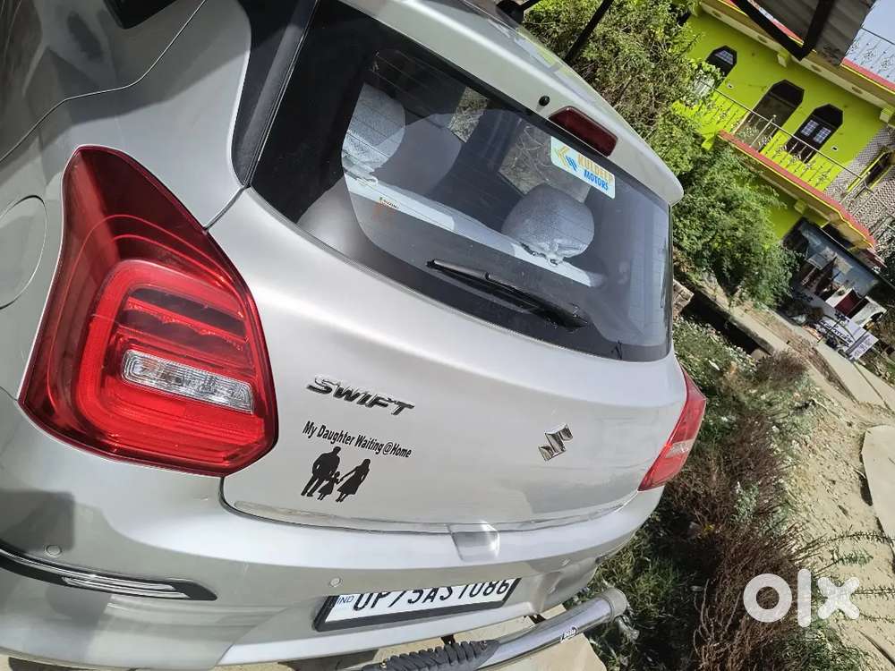 Maruti Suzuki Swift 2024 Petrol 32000 Km Driven