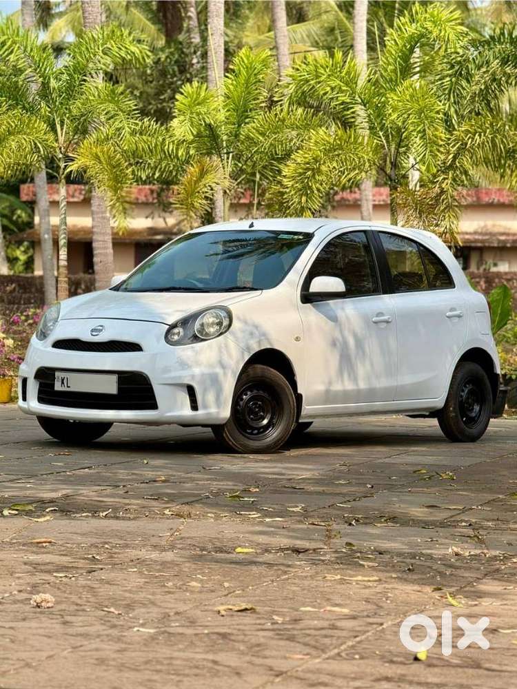 Nissan Micra Cvt Xv, 2013, Petrol