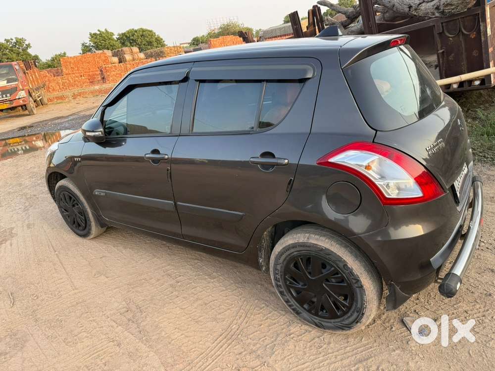 Maruti Suzuki Swift Petrol 2015