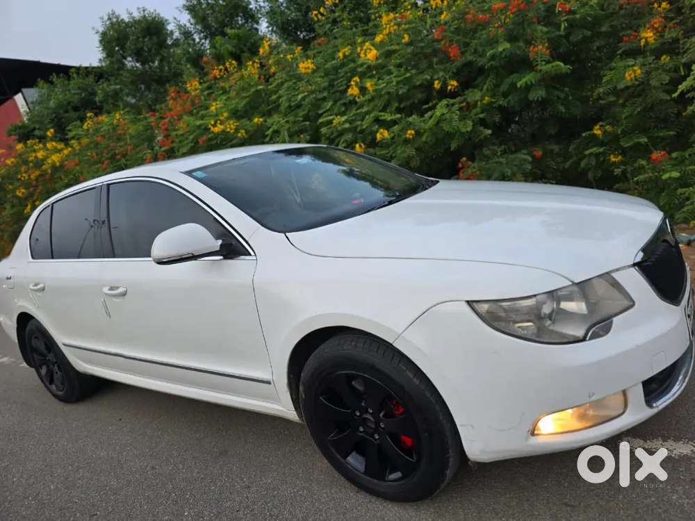 Skoda Superb 2011 Diesel Well Maintained