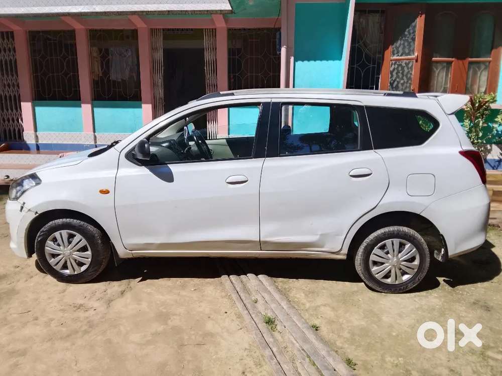 A Well Maintained 7 Seater Car With Smooth Condition