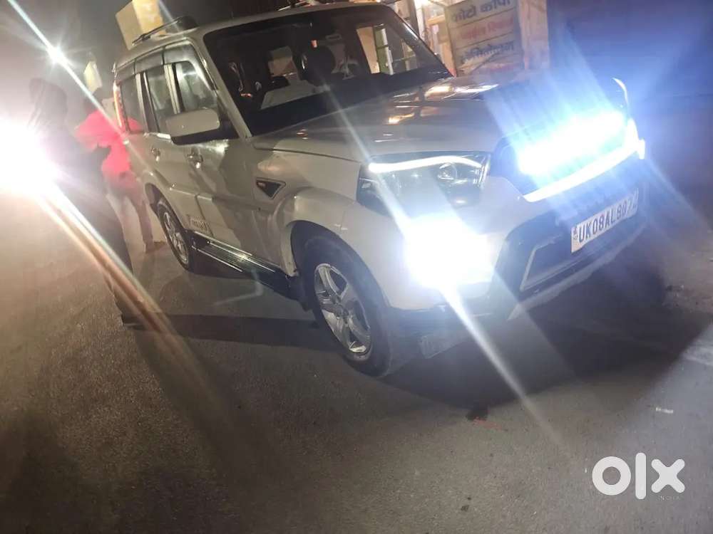 Mahindra Scorpio 2016 Diesel Manual 4th Owner