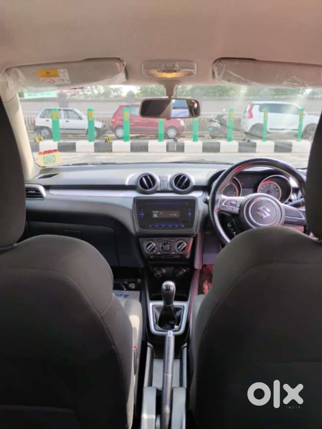 Maruti Suzuki Swift Vxi + Manual, 2024, Petrol
