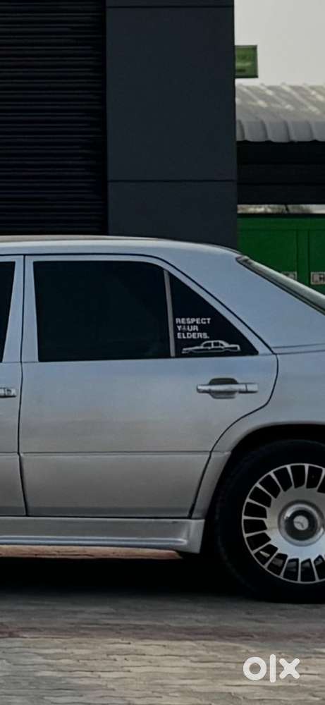 Mercedes-benz E-class 1996 Petrol 115000 Km Driven