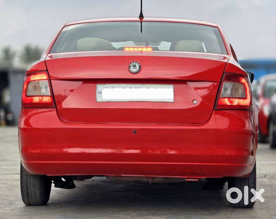 Skoda Rapid 1.6 Mpi Ambition, 2011, Petrol