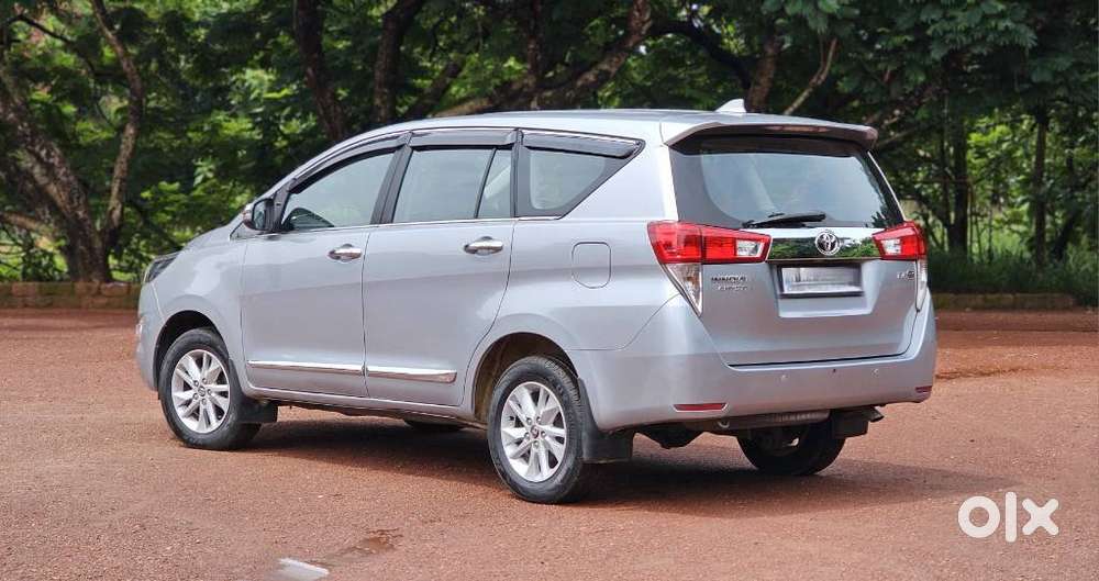 Toyota Innova Crysta