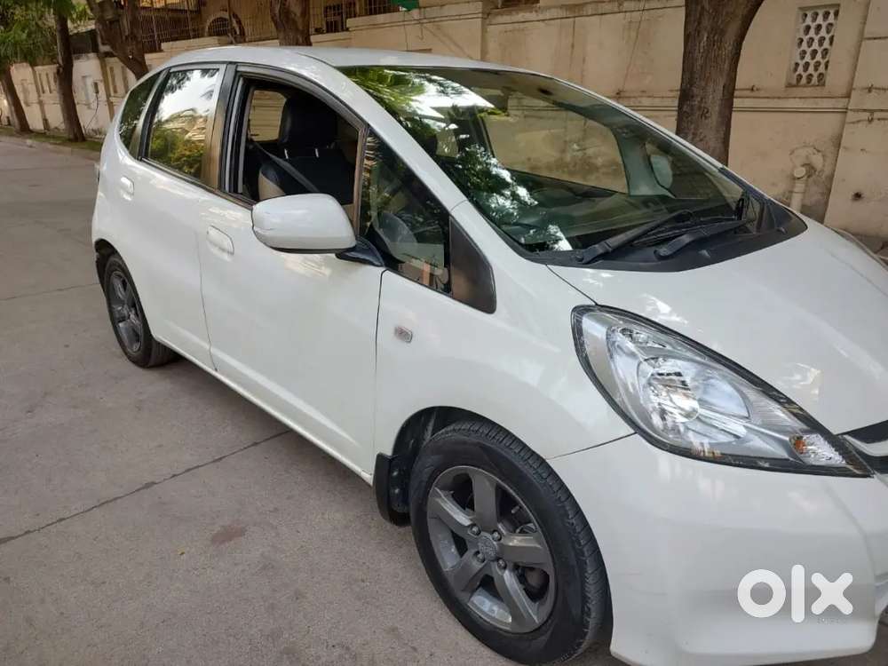 Honda Jazz 2013 Petrol Well Maintained