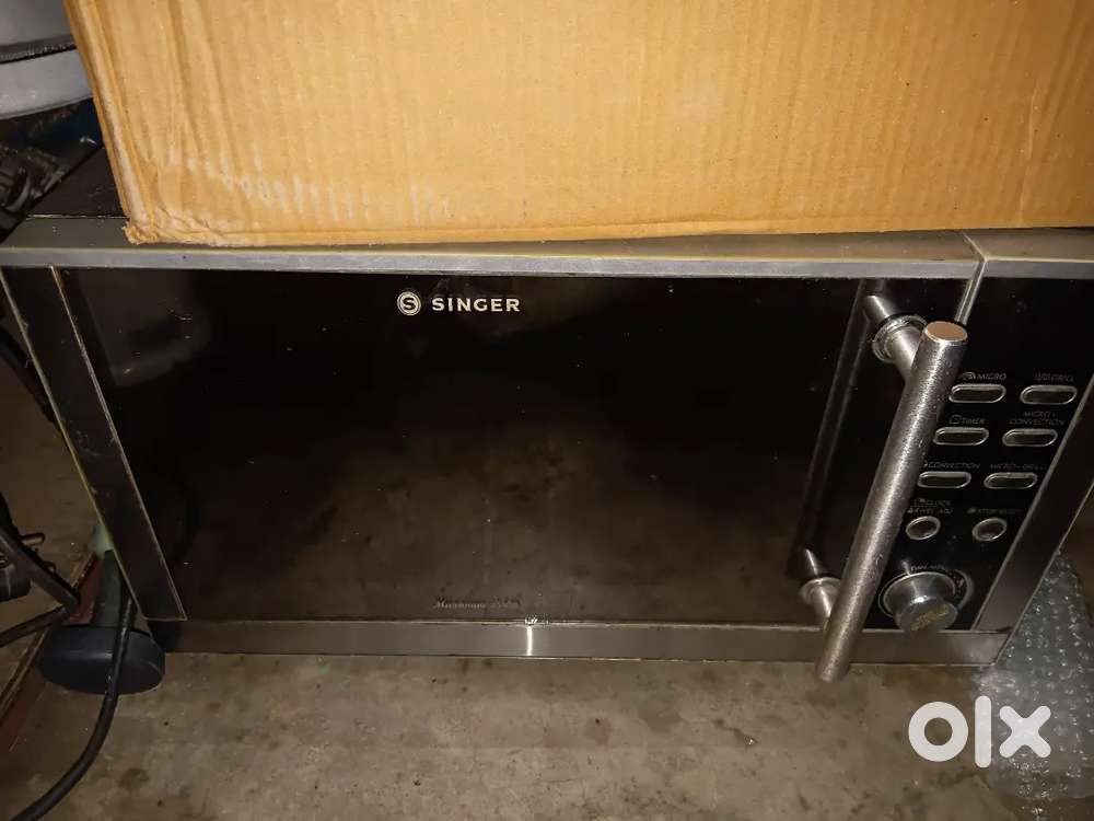 Singer microwave oven plus girll