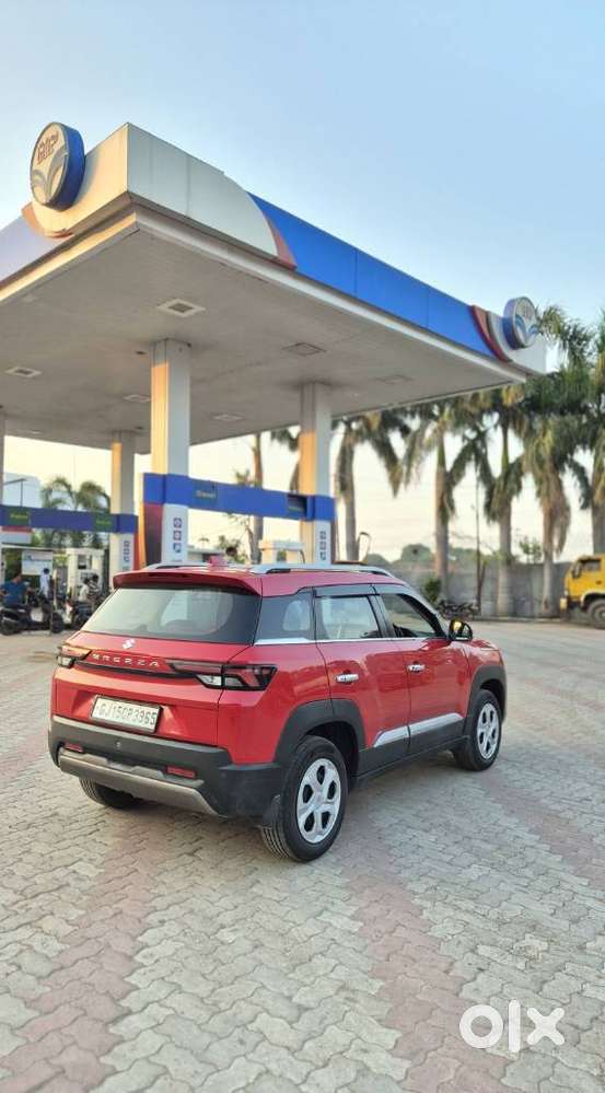 Maruti Suzuki Brezza 1.5 Vxi Cng, 2023, Cng & Hybrids