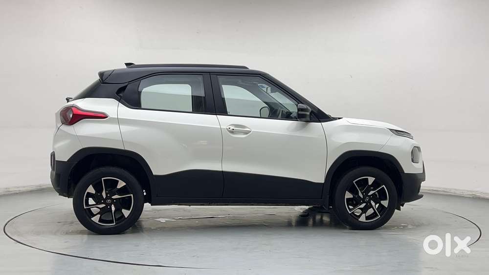 Tata Punch Creative Dual Tone Amt Sunroof, 2025, Petrol